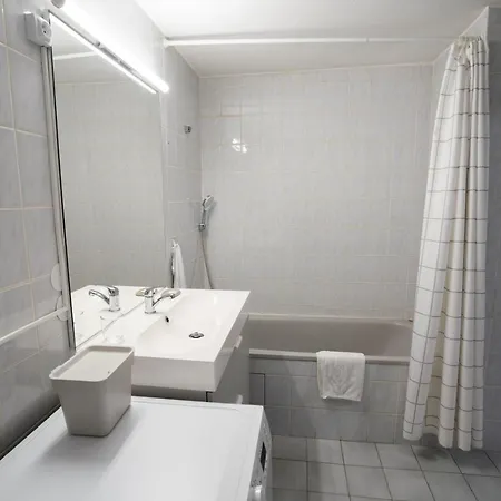 & Fenetre Sur - Terrasse & Parking *